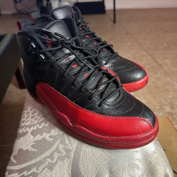 flu game 12 goat